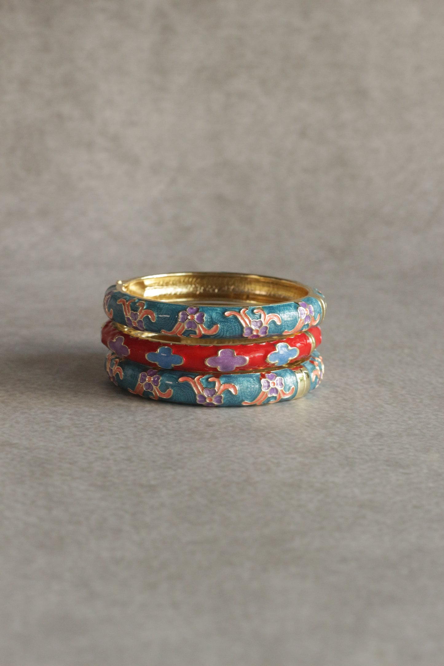 Firoza Guldaan Stack
