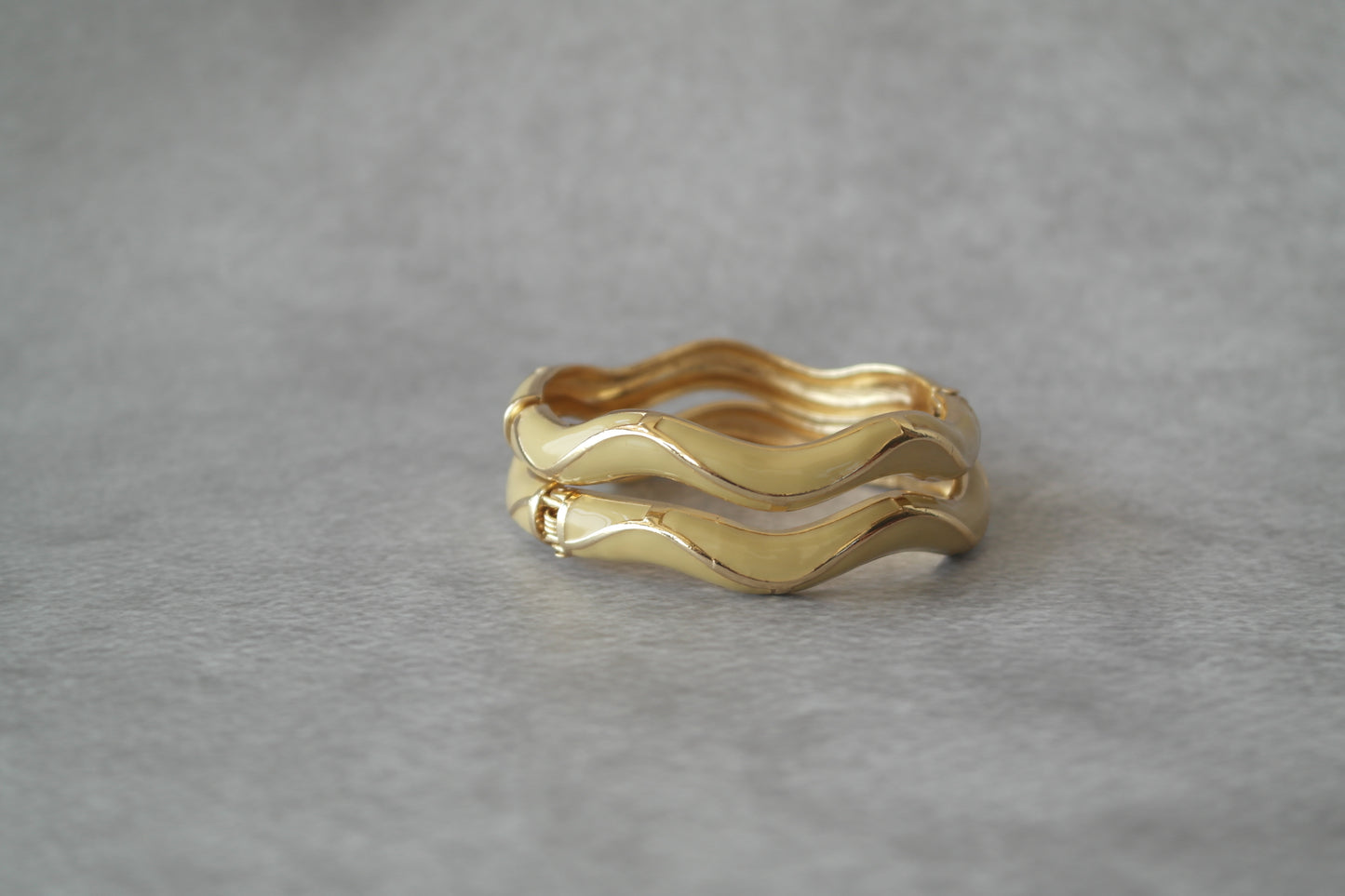 Sunehri Dhaara Bangle