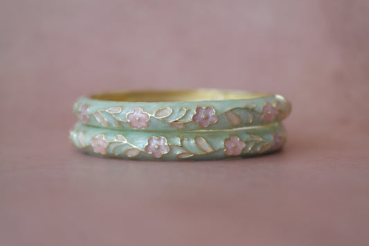 Pista Pankhuri Bangle