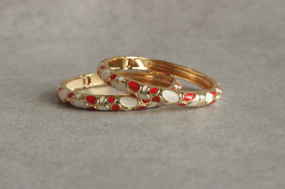 Laal Rekha Bangle