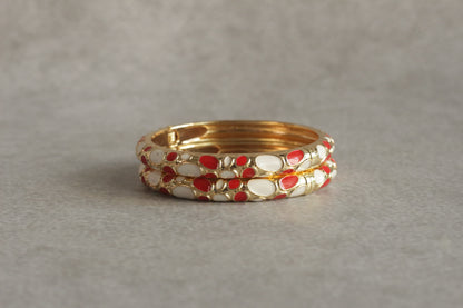 Laal Rekha Bangle