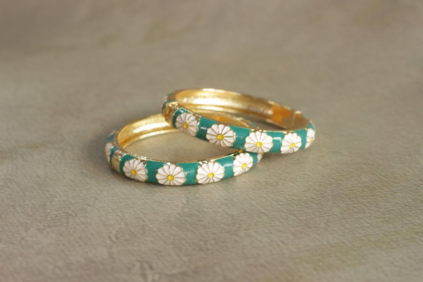 Panna Phool Bangle