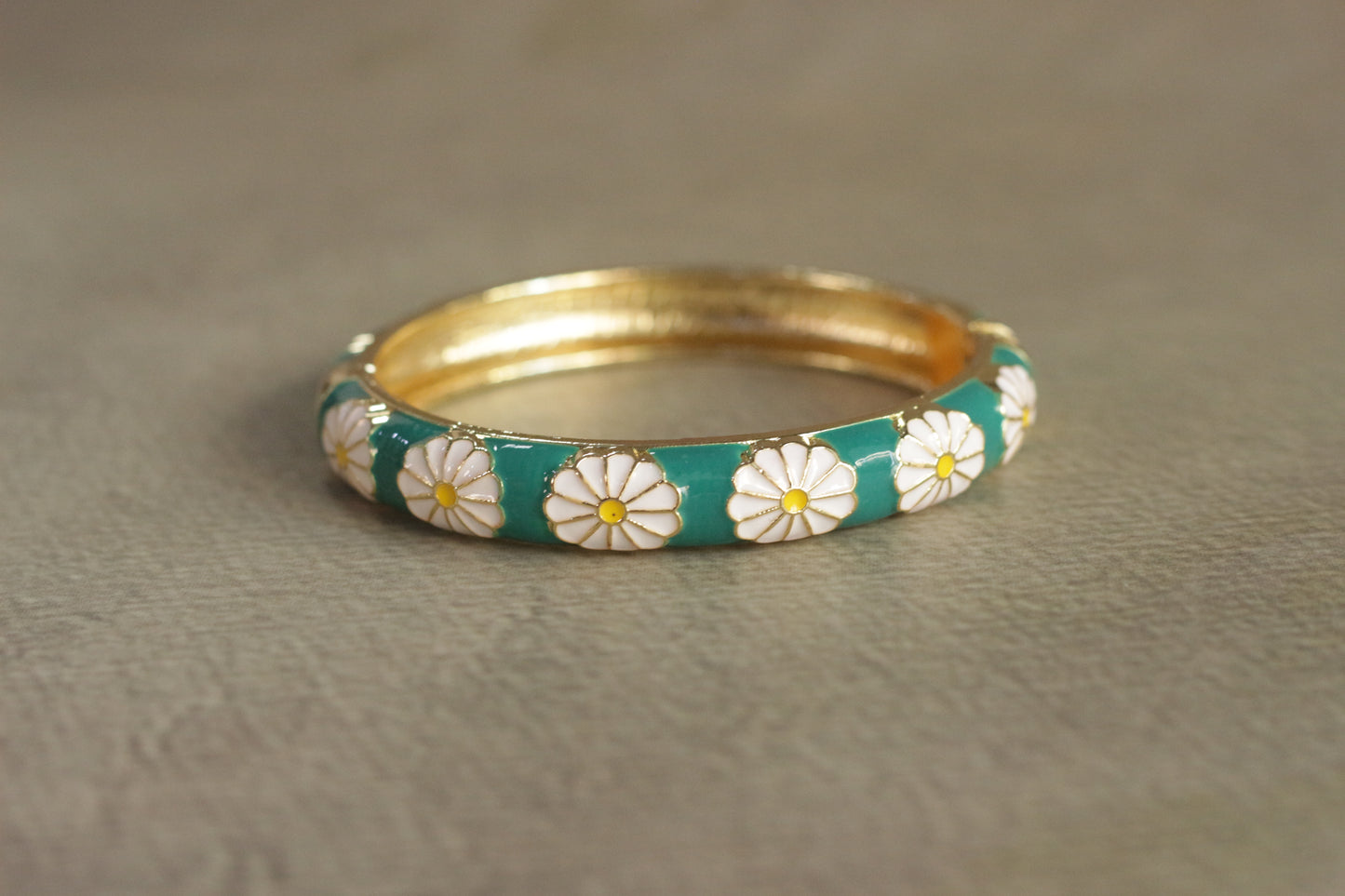 Panna Phool Bangle
