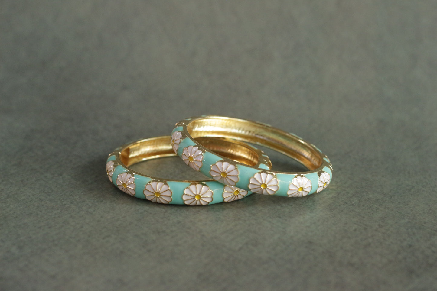 Pista Phool Bangle
