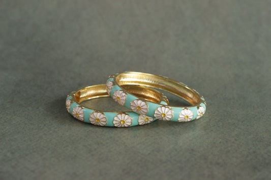 Pista Phool Bangle