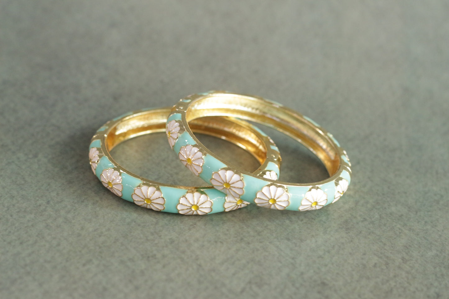 Pista Phool Bangle
