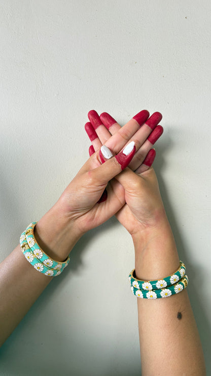 Panna Phool Bangle