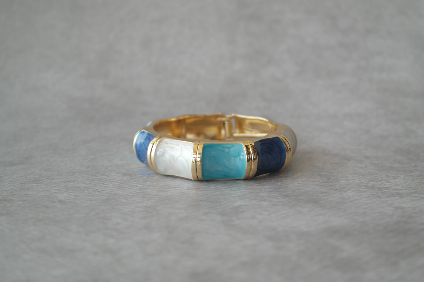 Neel Saagar Bangle