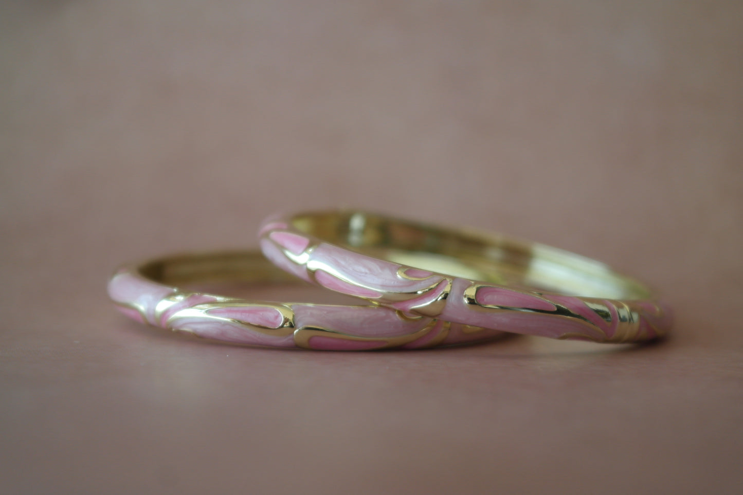 Lehra Bangle