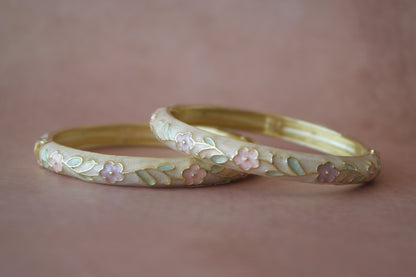Belaari Bangle