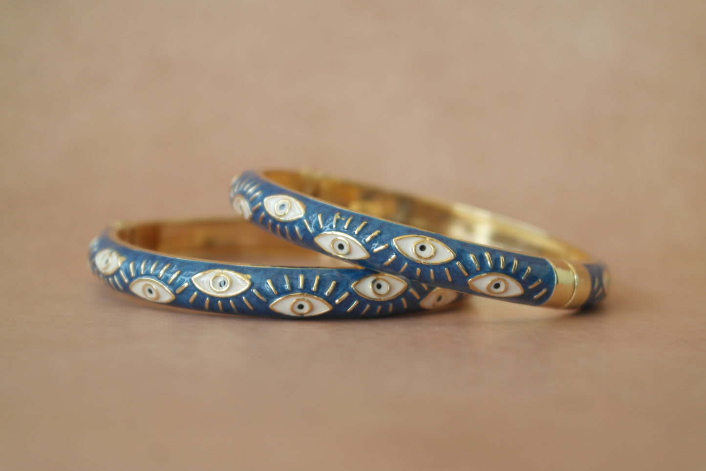 Neel Nigaah Bangle