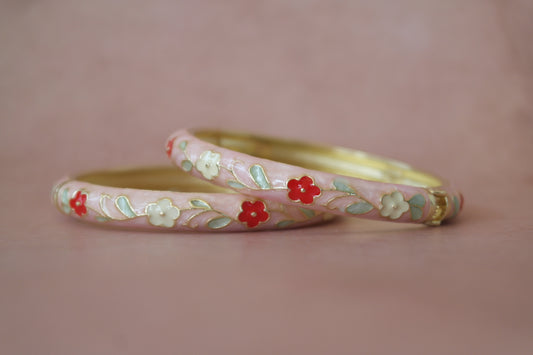Surkh Baagh Bangle