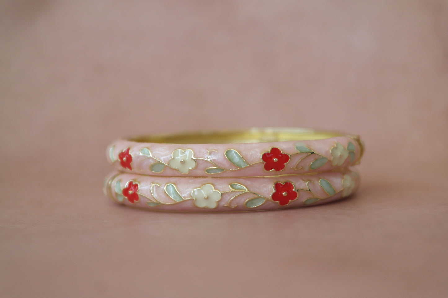 Surkh Baagh Bangle