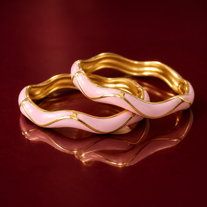 Gulabi Noor bangle - reflective detail