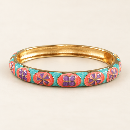 Meher Rang bangle — cream product hero — Rangat campaign 2026-10