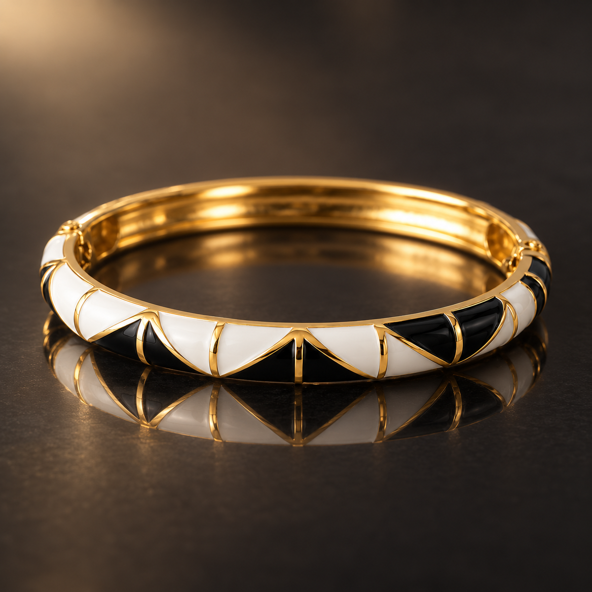 Noor Jaal bangle — reflective macro — Rangat campaign 2026-10