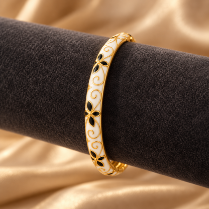 Shwetra — velvet display | Rangat campaign batch 4